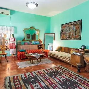 Mi Casa Es Tu Casa - Backpackers Hostel